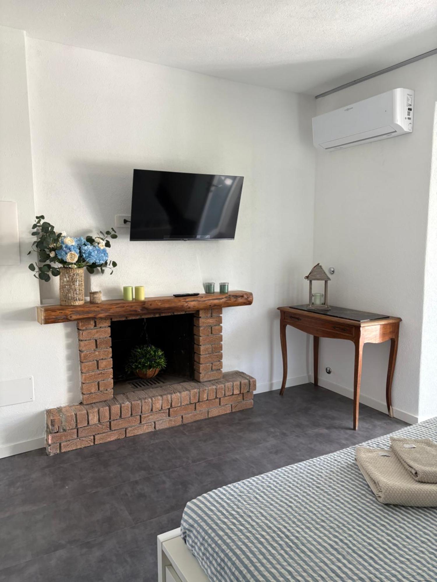 Casa Ilde Appartement Lierna Buitenkant foto